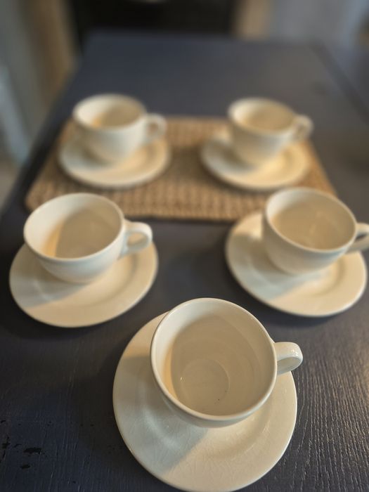 Sprzedam filiżanki 5 szt