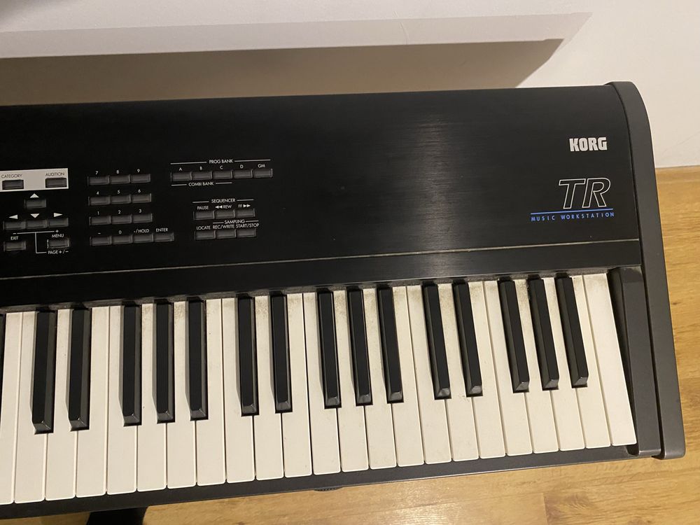 KORG TR 88 klawiszy