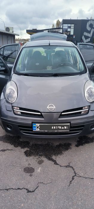 Продам власне авто Ніссан мікра