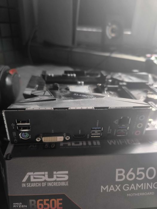Zestaw AM4 – Ryzen 5 5600X + B550 + 16GB DDR4