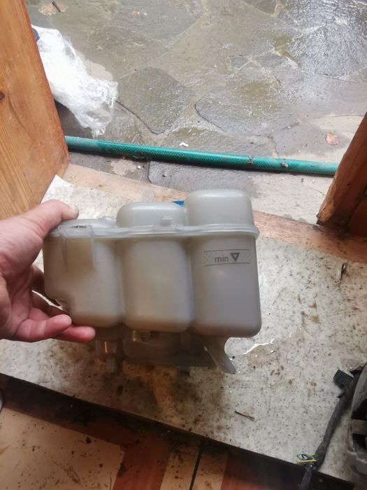 7p0121407b расширительный бачек touareg 7p, cayenne 958