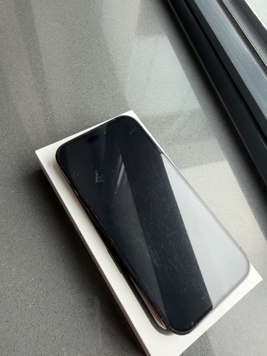 Uzywany Iphone 14 Pro 256GB
