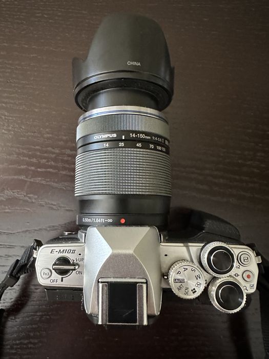 Olimpus E-M10 II