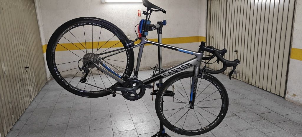 Canyon Endurace CF 9 - Fulcrum Quattro Carbon - Full ULTEGRA