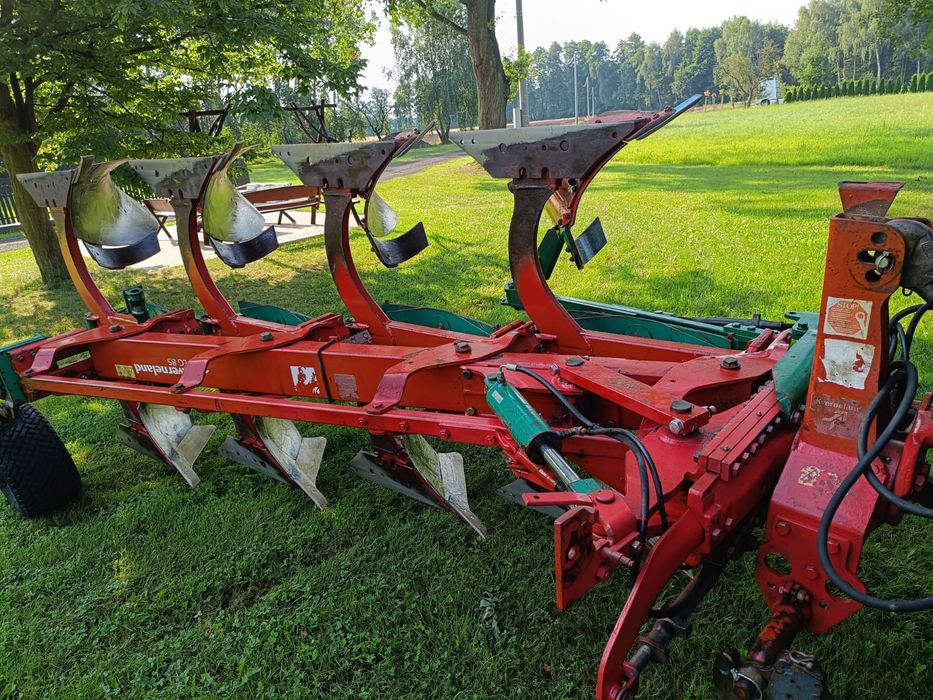 Pług kverneland Vario EG 85