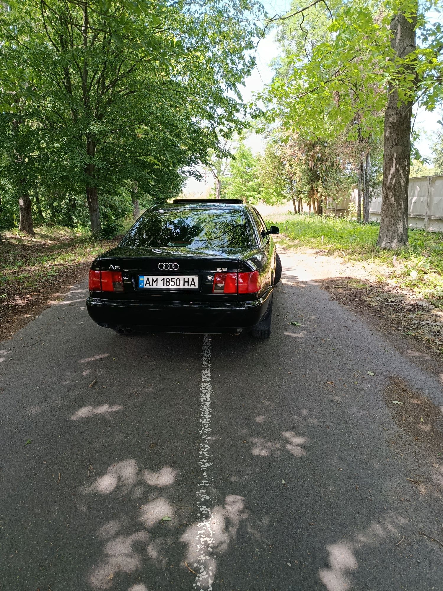 Продам надійний автомобіль АУДІ А6 С4