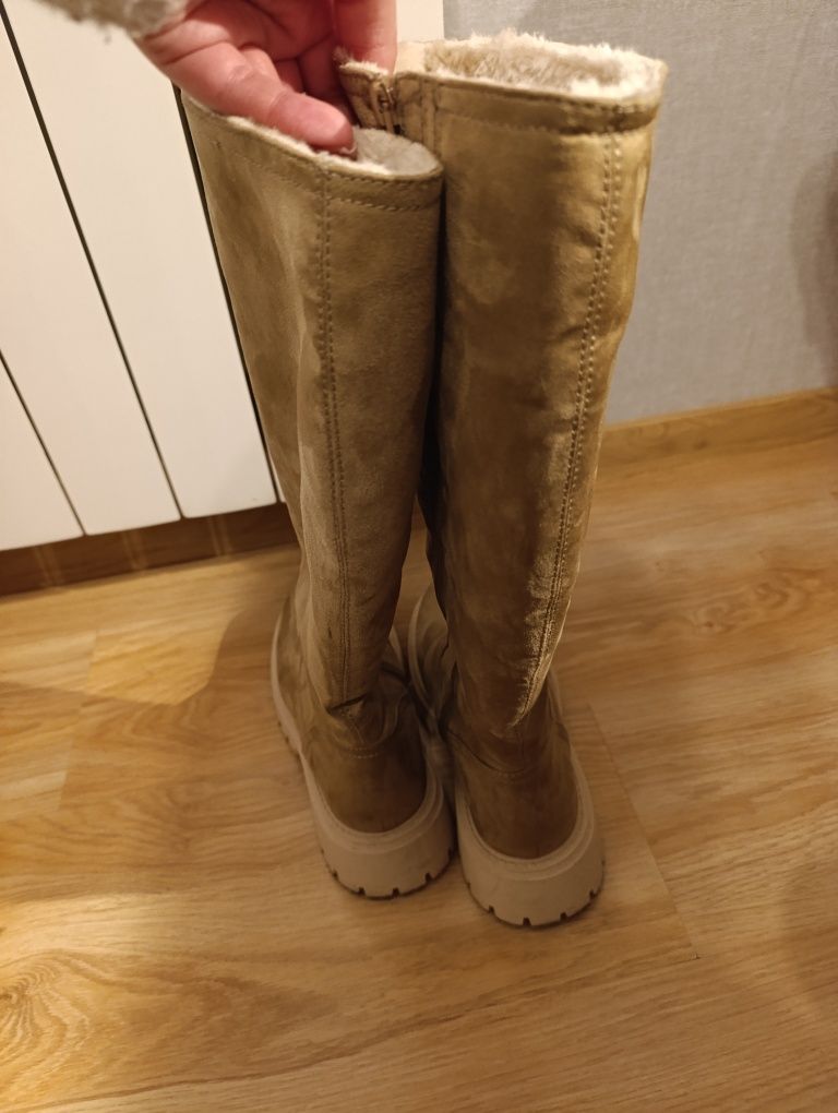 Kozaki z ociepleniem brązowe granceland Deichmann 39 damskie  zamszowe