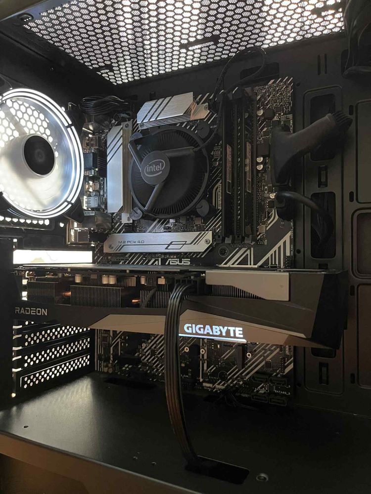 Komputer do gier i5-11400F / RX 6600 XT / 16 GB / SSD 500 GB