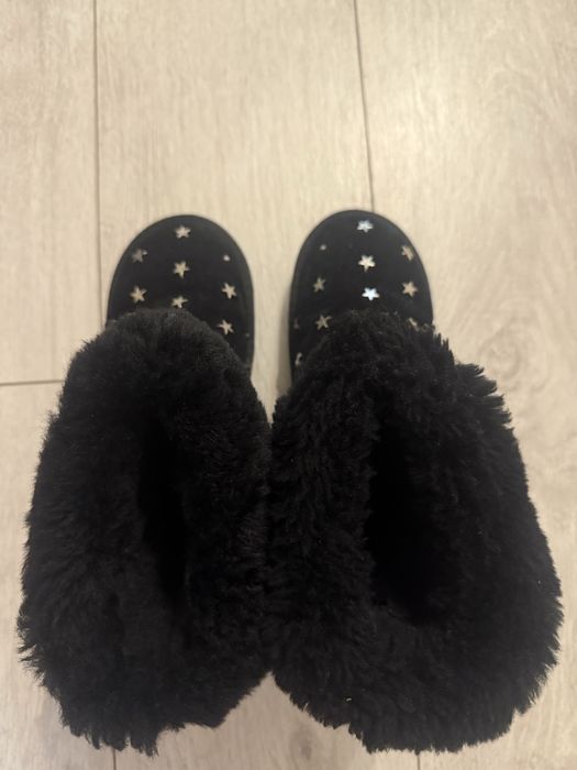 Угги для дівчинки