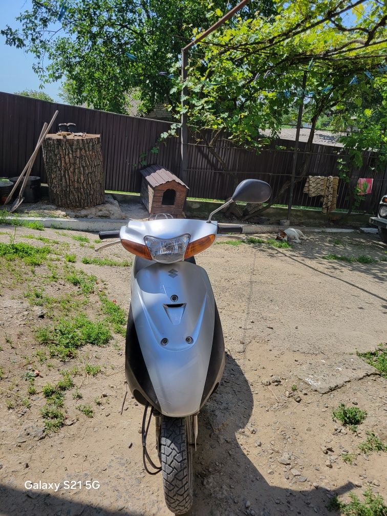 Suzuki lets 2 new