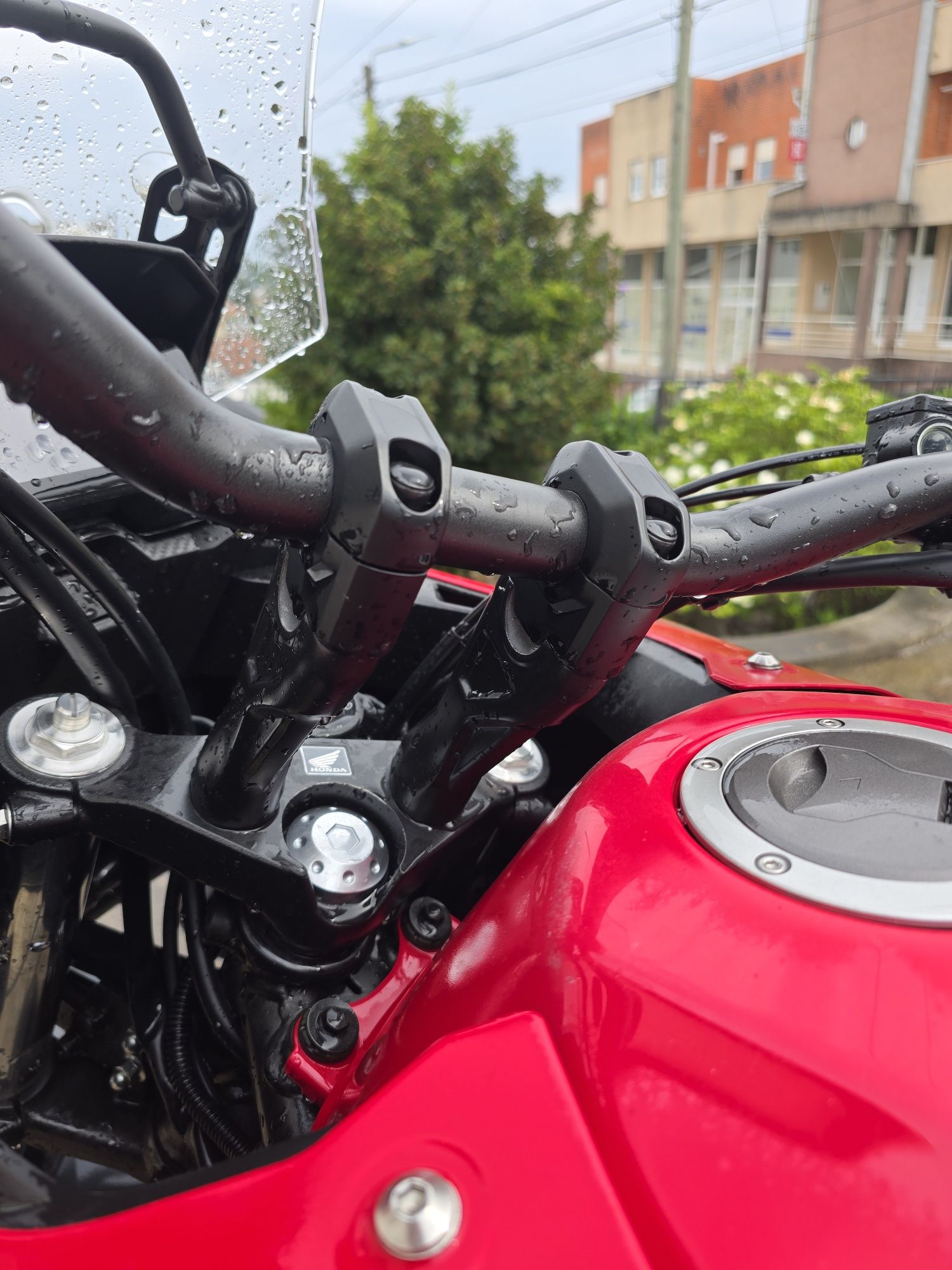 Honda CB500X 2021 mais extras