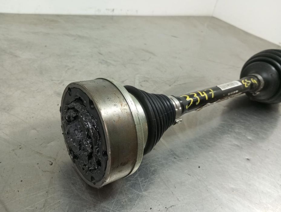 Transmissão frente esquerda SEAT Leon (KL1)