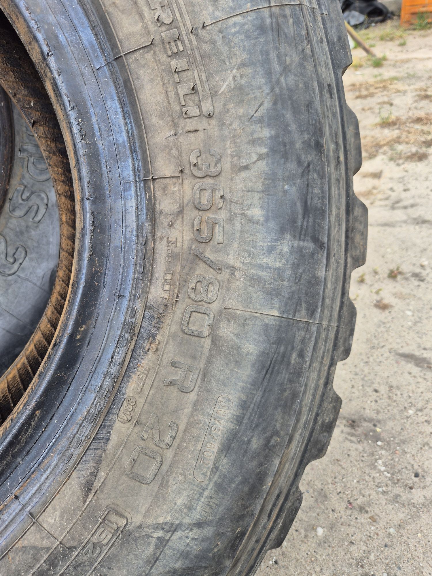 Opony 365/80r20  365/80-20