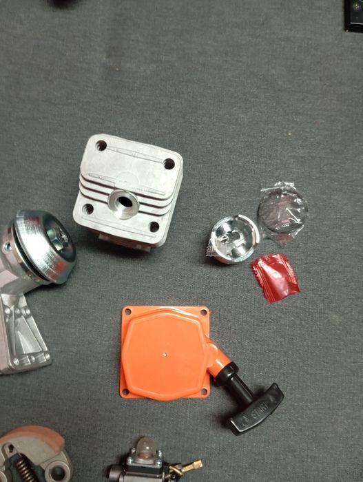 Peças roçadora Oleo Mac 740