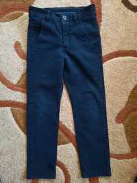 Джинси брюки шкільні Піджак  костюм рубашка желетка джинсы