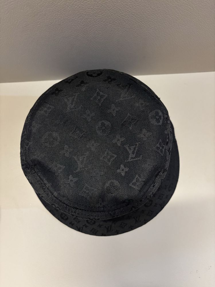 chapeu de pescador da louis vuitton