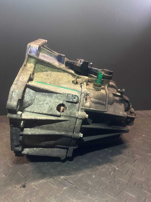 Skrzynia Biegów PF6 Renault Trafic Opel Vivaro  1.6 DCI CDTI