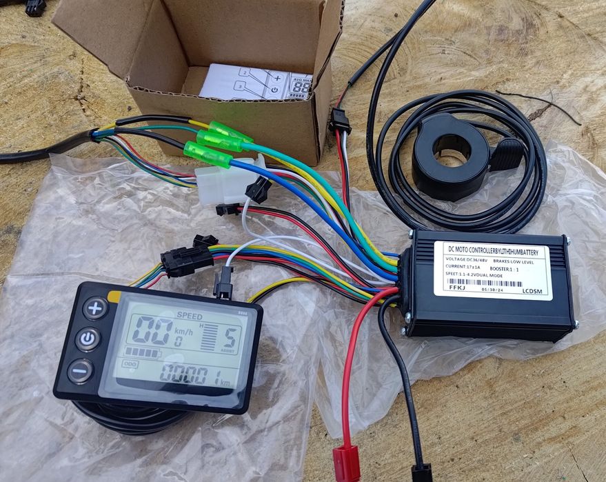 Wyświetlacz+sterownik+manetka 24V36V48V - 17A- 250W350W500W750W Nowy