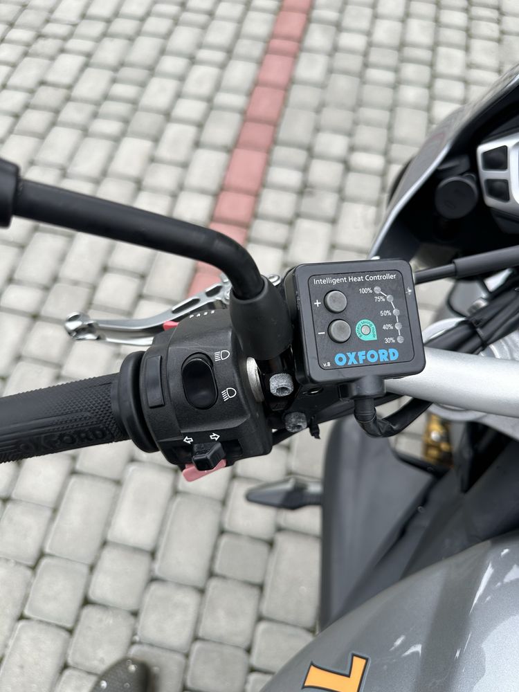 Triumph StreetTriple 675R  2010 хороший торг!