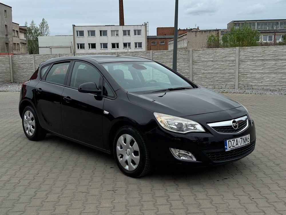 Opel Astra 1.7 CDTI 125 KM Klimatyzacja Zarejestrowana Super Stan.