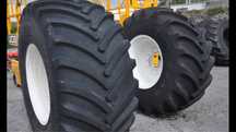 Шини б/у з дисками 800/65/r32 New Holland TX 65-68 2019р(90%)