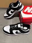 nowy NikeDunkLowRetroWhiteBlackPanda.40