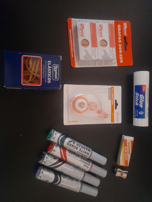 Material escolar / escritório NOVO