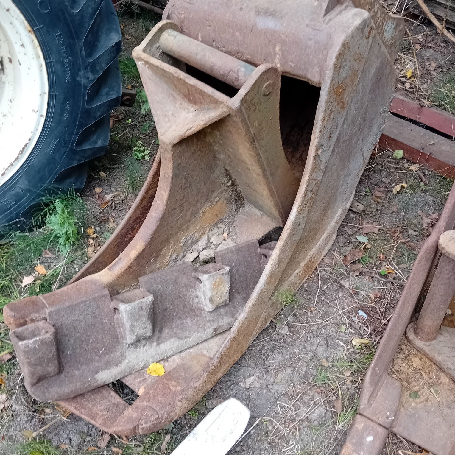 Koparka kołowa Liebherr 312 z rototiltem kpl narzędzi
