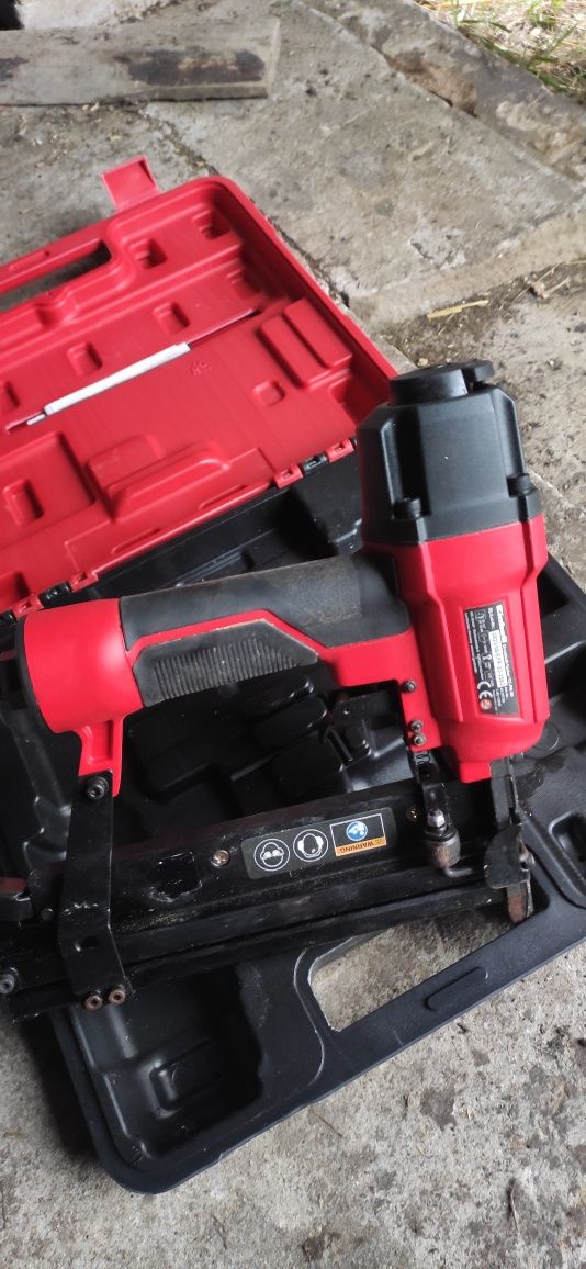 Gwoździarka Einhell TC-PN 50 taker zszywacz pistolet pneumatyczny