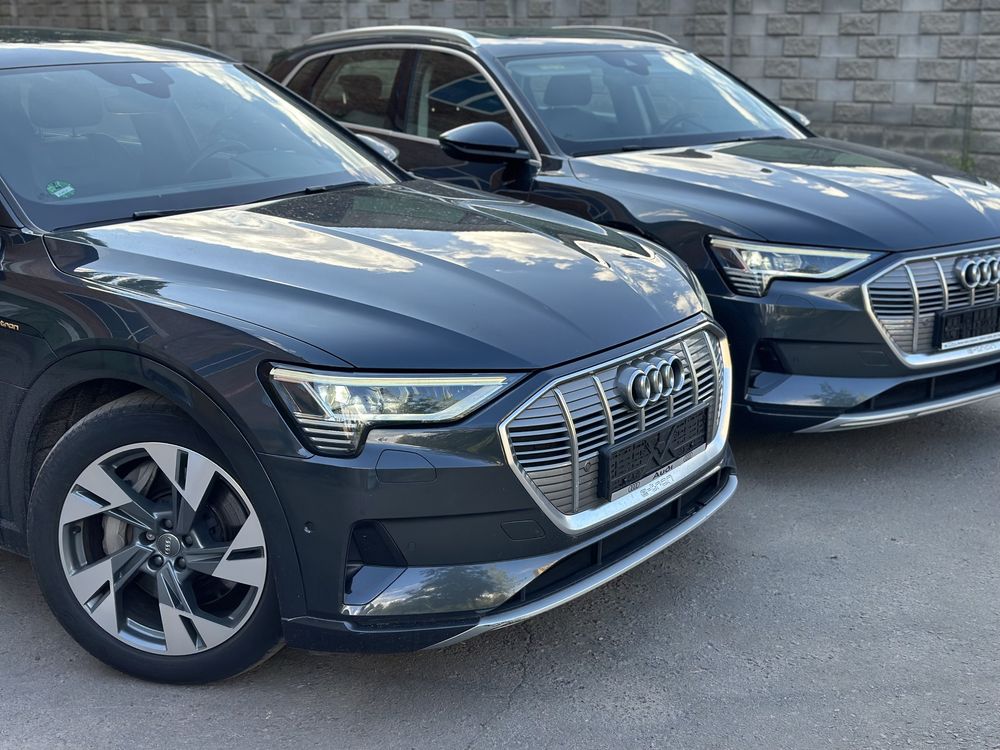 Капот Бампер фари Крыло Ауди Е трон Audi E Tron Ауді е трон Q8