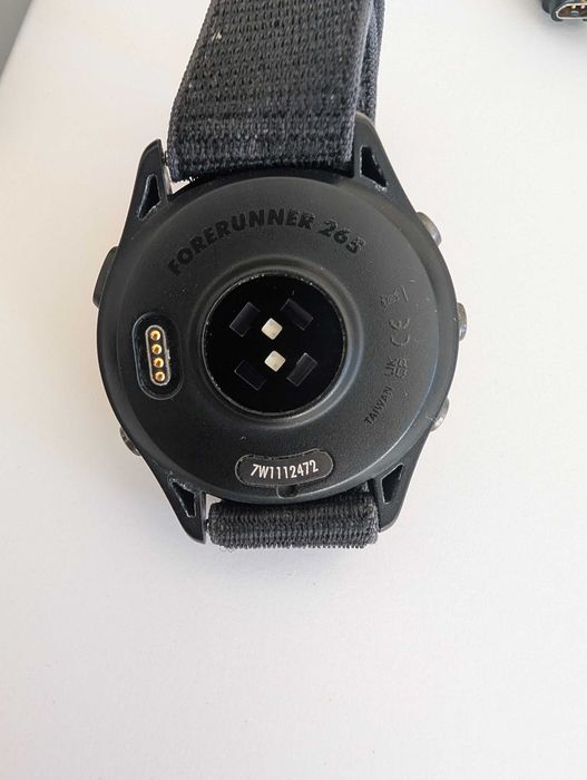 Smartwatch Garmin Forerunner 265 como novo