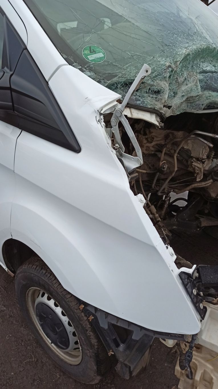 Błotnik Prawy Przód Ford Transit Custom 17