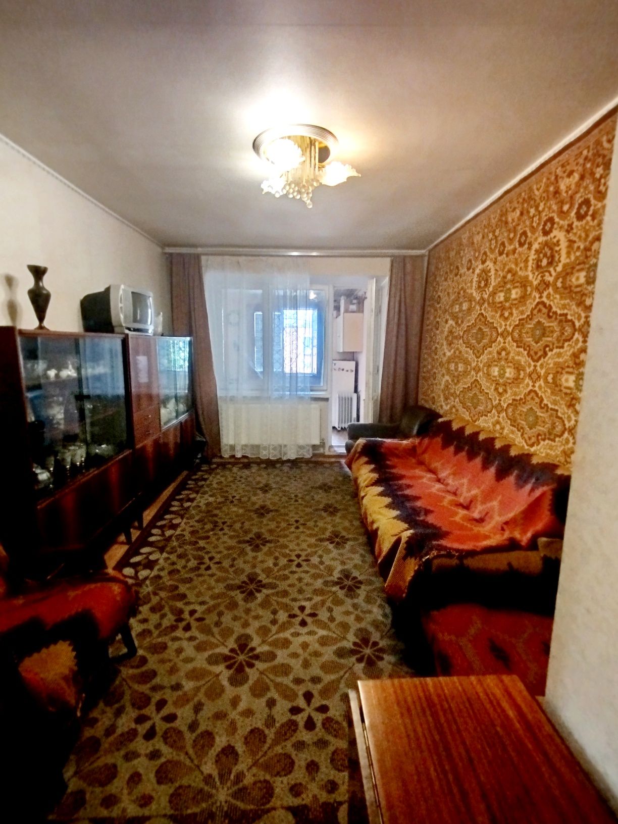 Оренда 2 кім квартири в центрі міста.