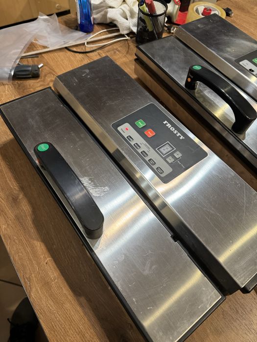 Професійний ручний вакууматор FROSTY