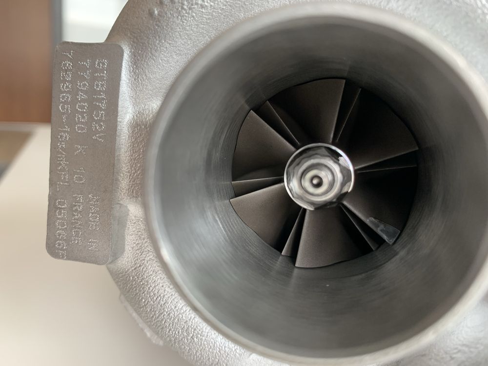 Turbosprężarka Garrett GTB1752v BMW