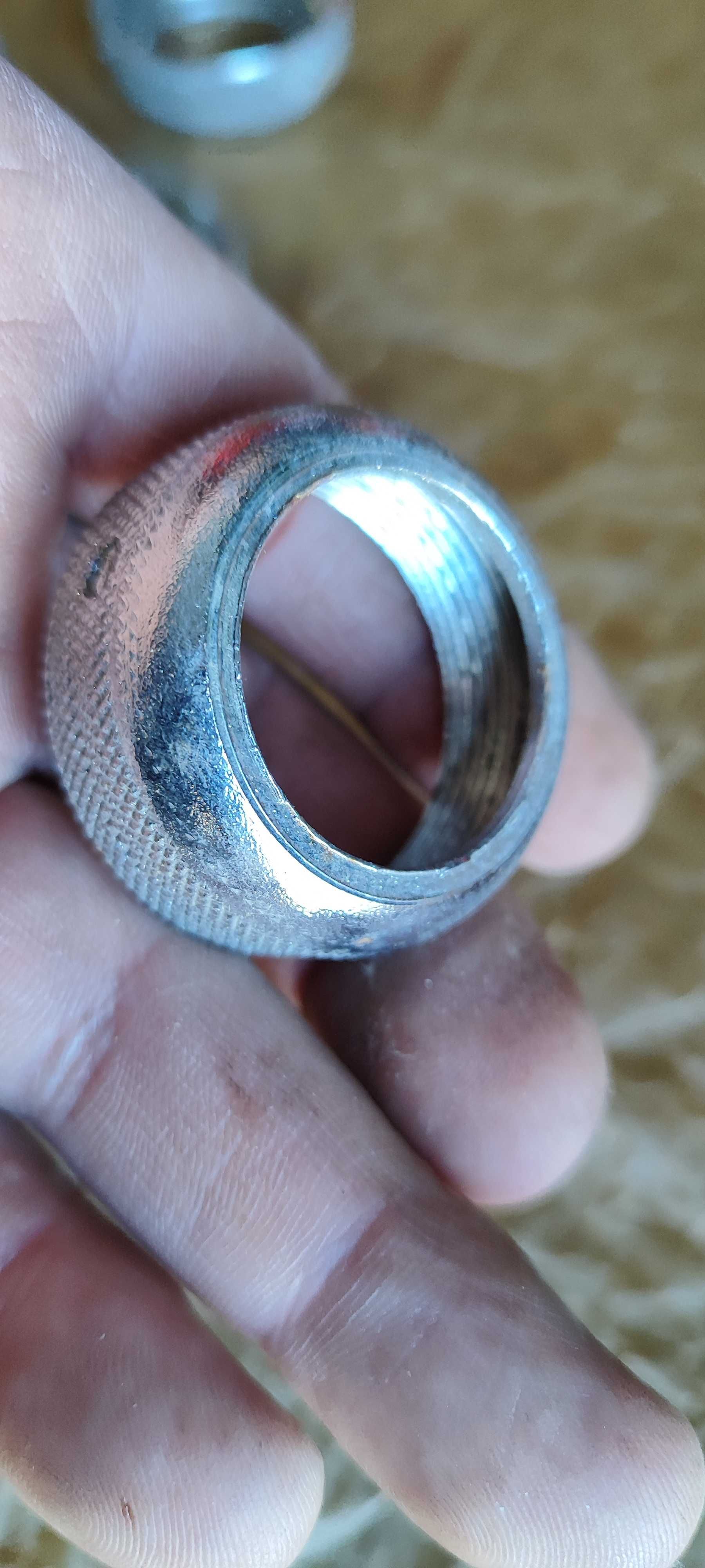 Nakrętka cylindra kolanka 3 bieg Romet Ogar Motorynka Kadet 019 PRL T1