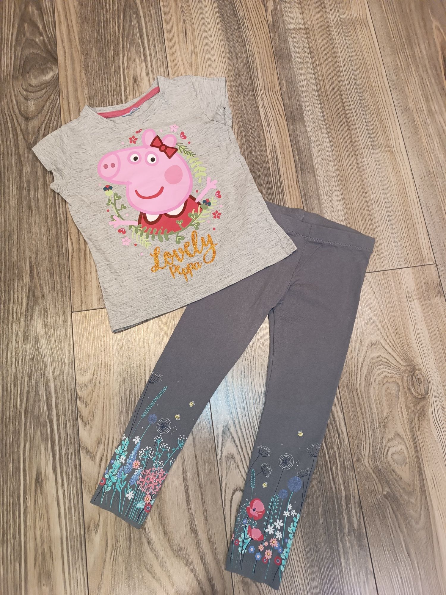 Zestaw r 104 t-shirt Świnka Peppa legginsy+ gratis!