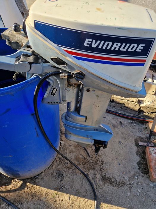 Evinrude 9.9 Silnik zaburtowy krótka stopa S