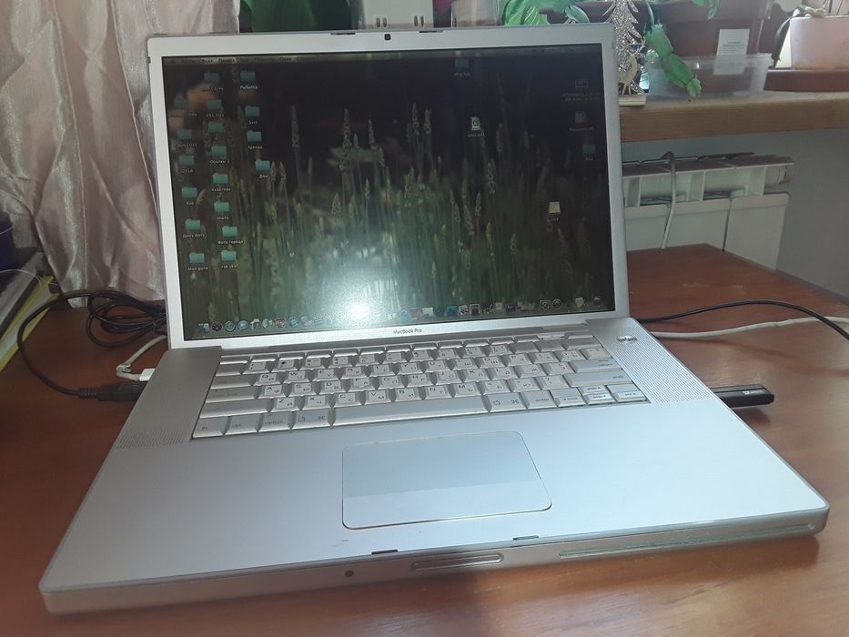 Название модели:	MacBook Pro 15"