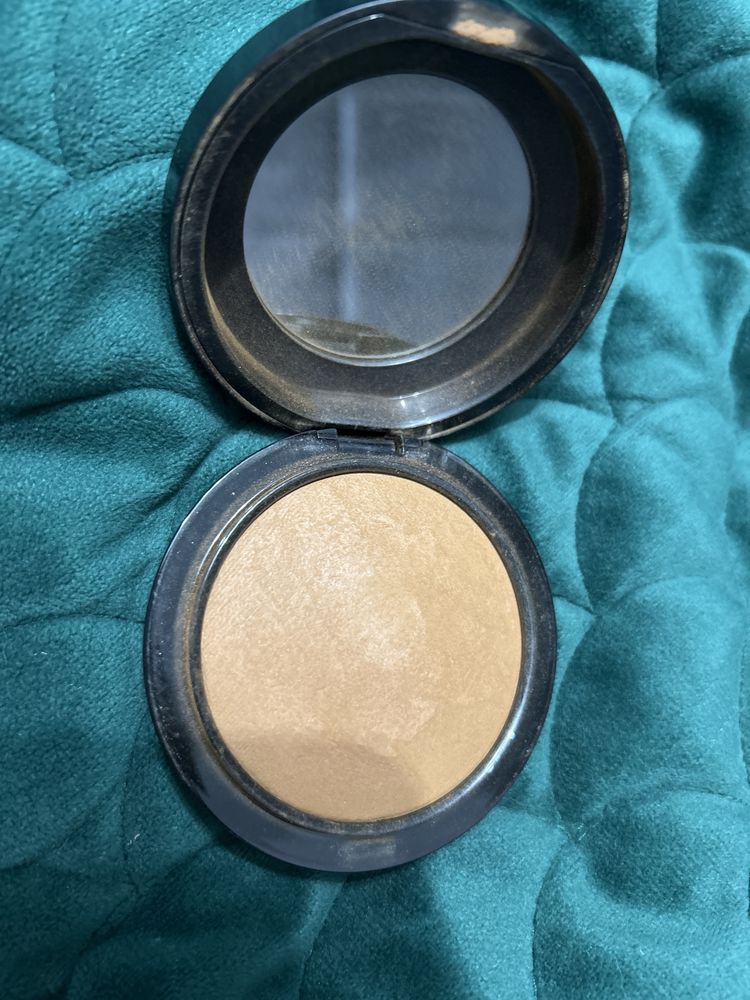 Mac dark deepest mineralize