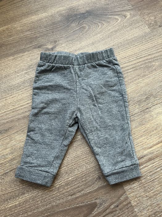 Bawełniane spodnie chłopięce h&m rozmiar 62