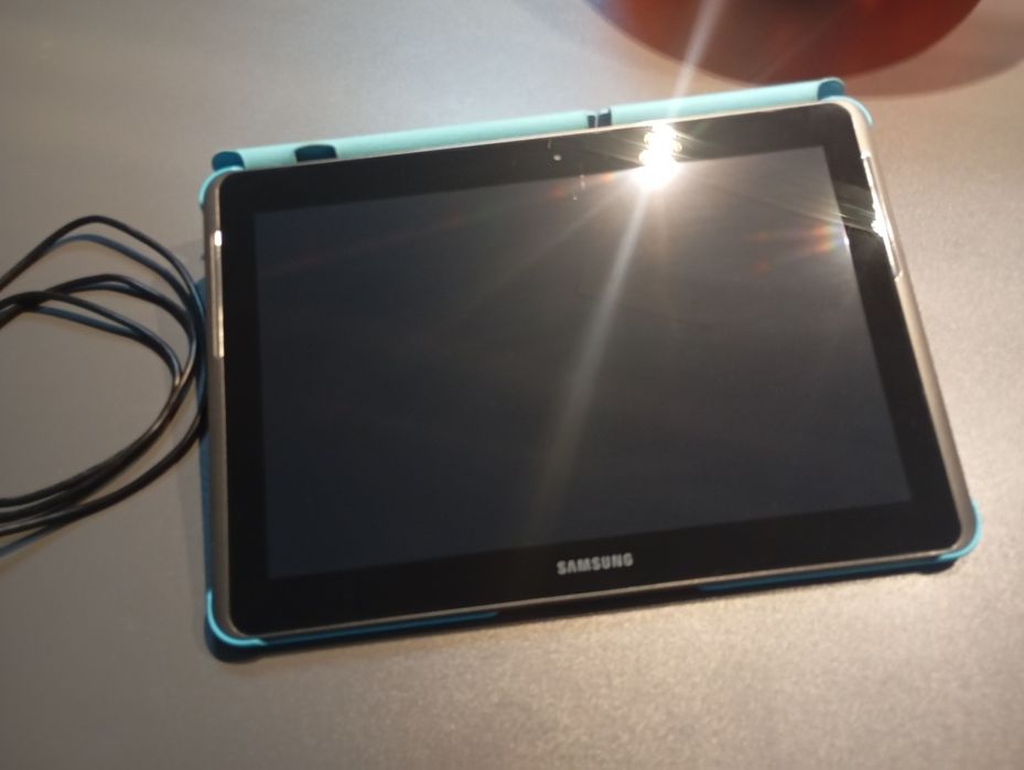Tablet Samsung Galaxy Tab 10.1 jak nowy
