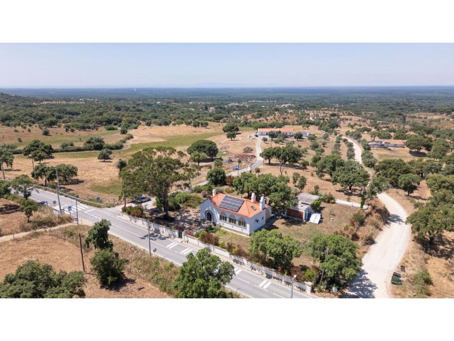 Moradia T4 na serra de Grândola com vista Serra e vista Mar