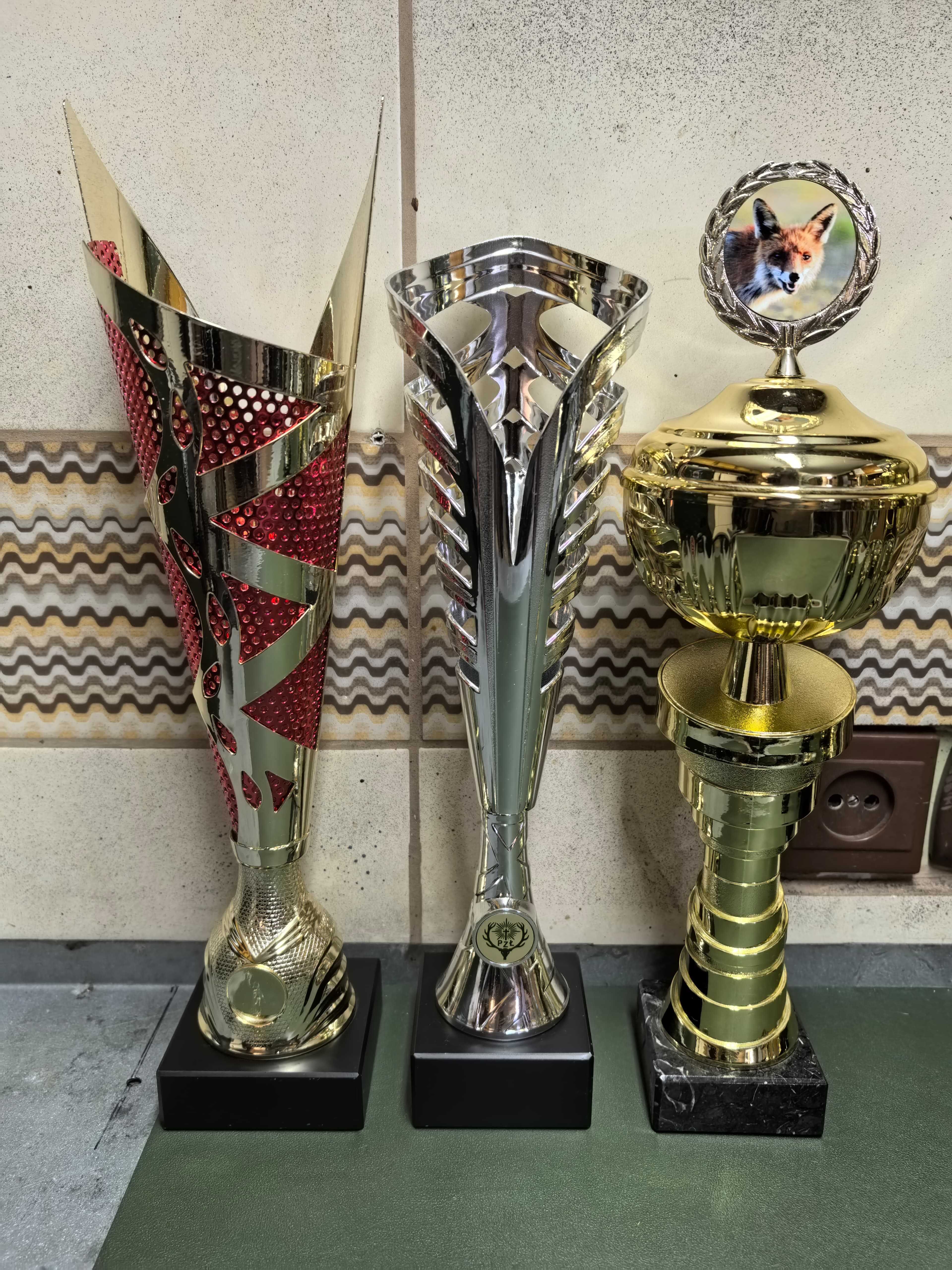 Puchary, trofea, puchar, trofeum