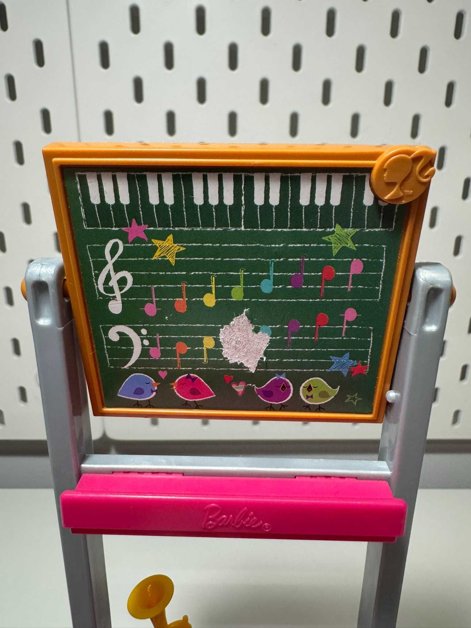 Lalka Barbie nauczycielka muzyki - zestaw