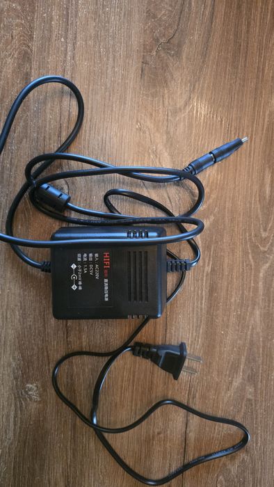Switch audio zasilany z power bank