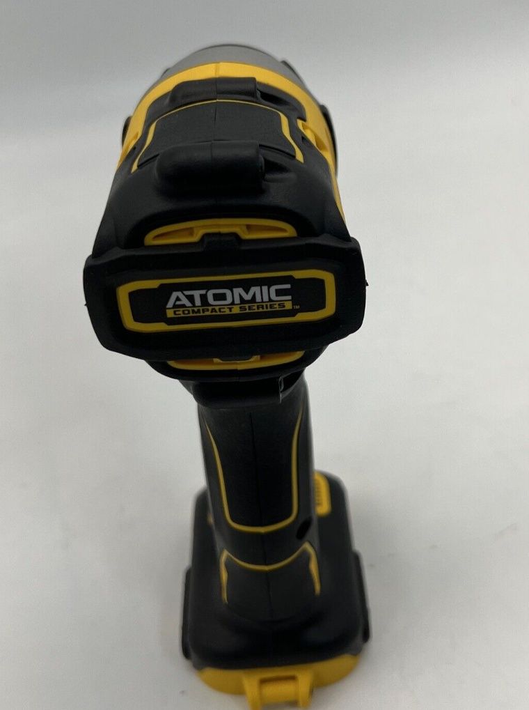DeWALT DCF809D1 20V безщітковий імпакт шуруповерт
