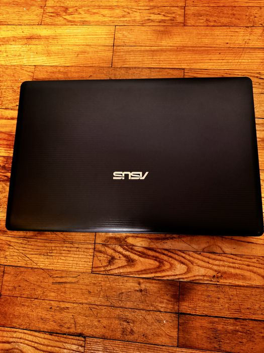 Asus i 7 dwa dyski i  jeden ssd