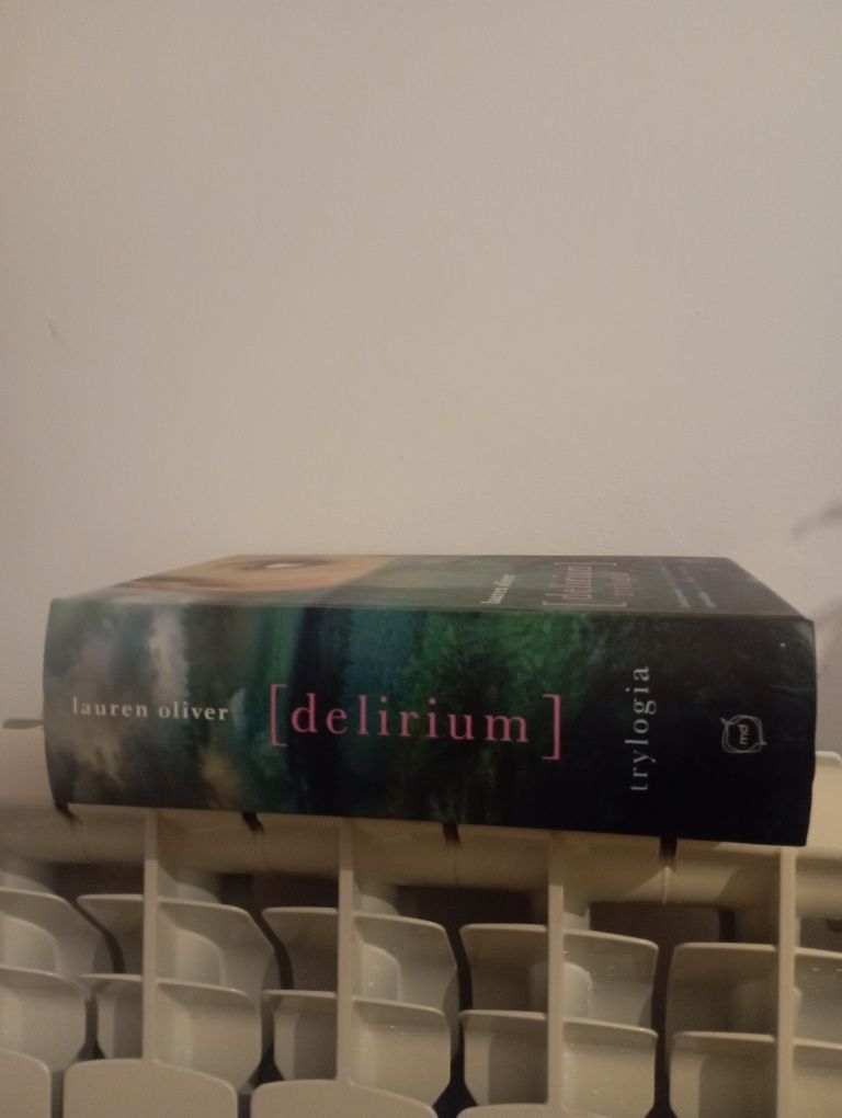 trylogia (delirium, pandemonium, requiem) i opowiadania. lauren oliver