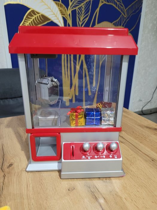 Дитяча іграшка кран